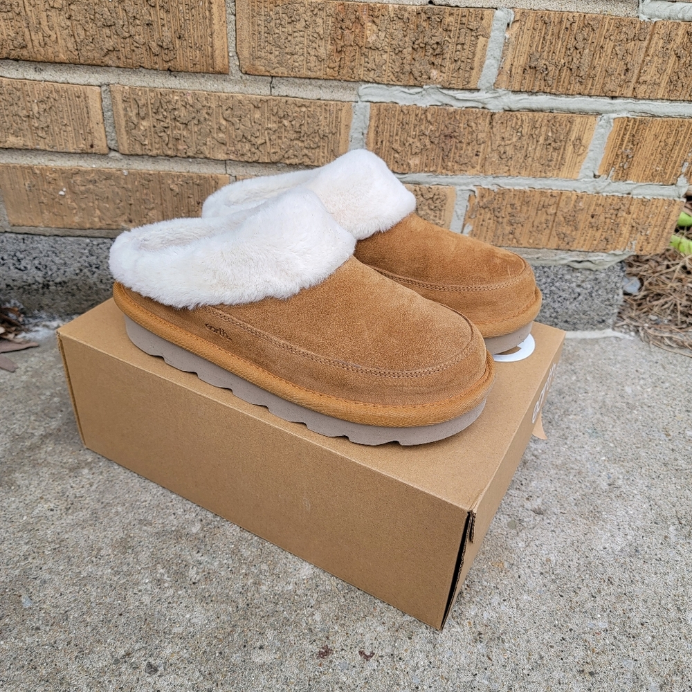 Earth Chestnut Brown Suede Fur Cabera Clog Slippers 6